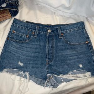 Levi shorts